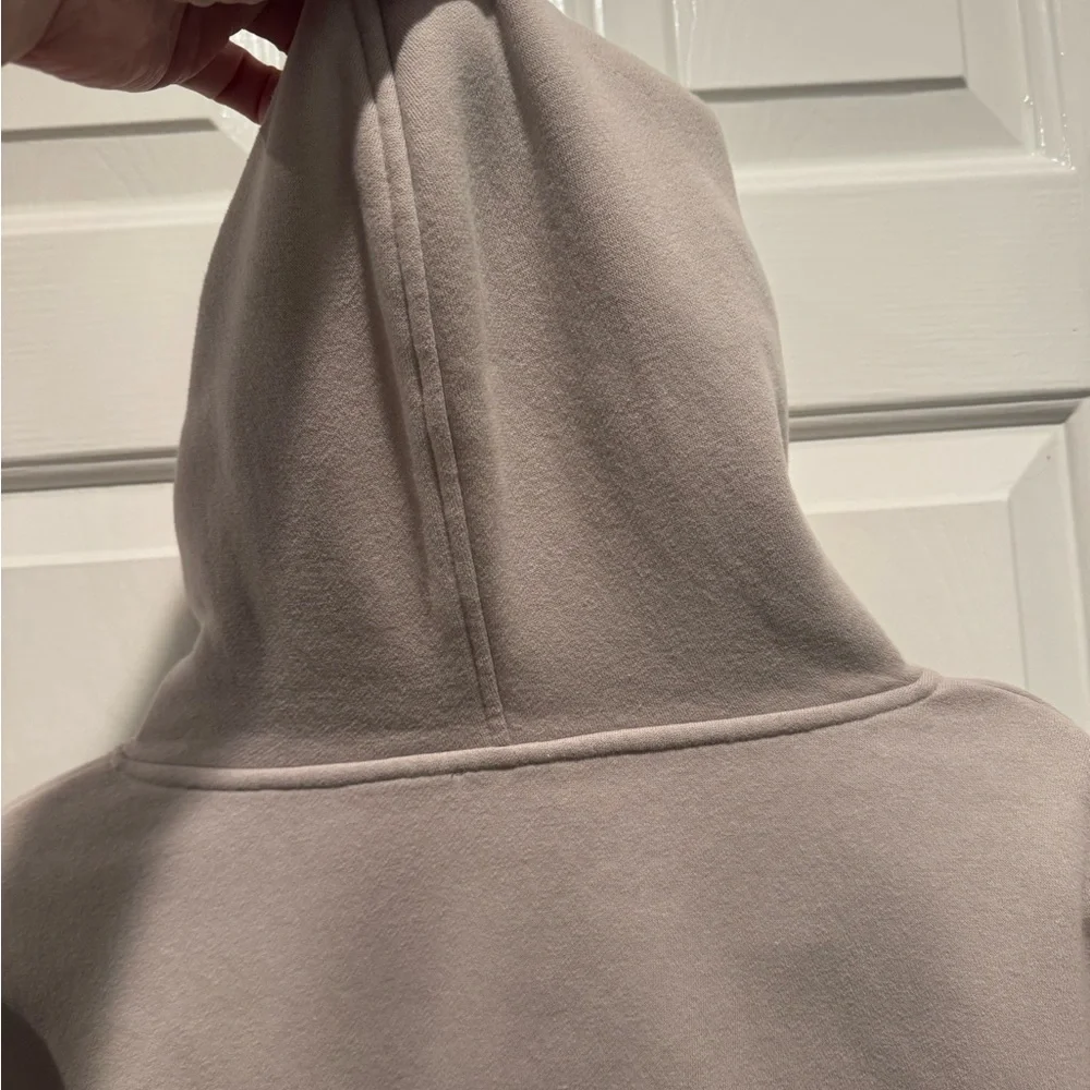 White Fox Hoodie Light Gray Size L/XL - Picture 8 of 14